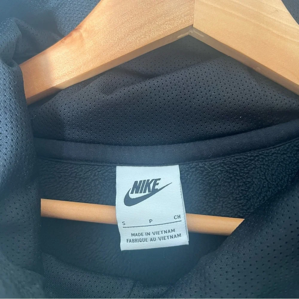 Nike Club Fleece Swoosh Pullover Hoodie Sweatshirt Size Small